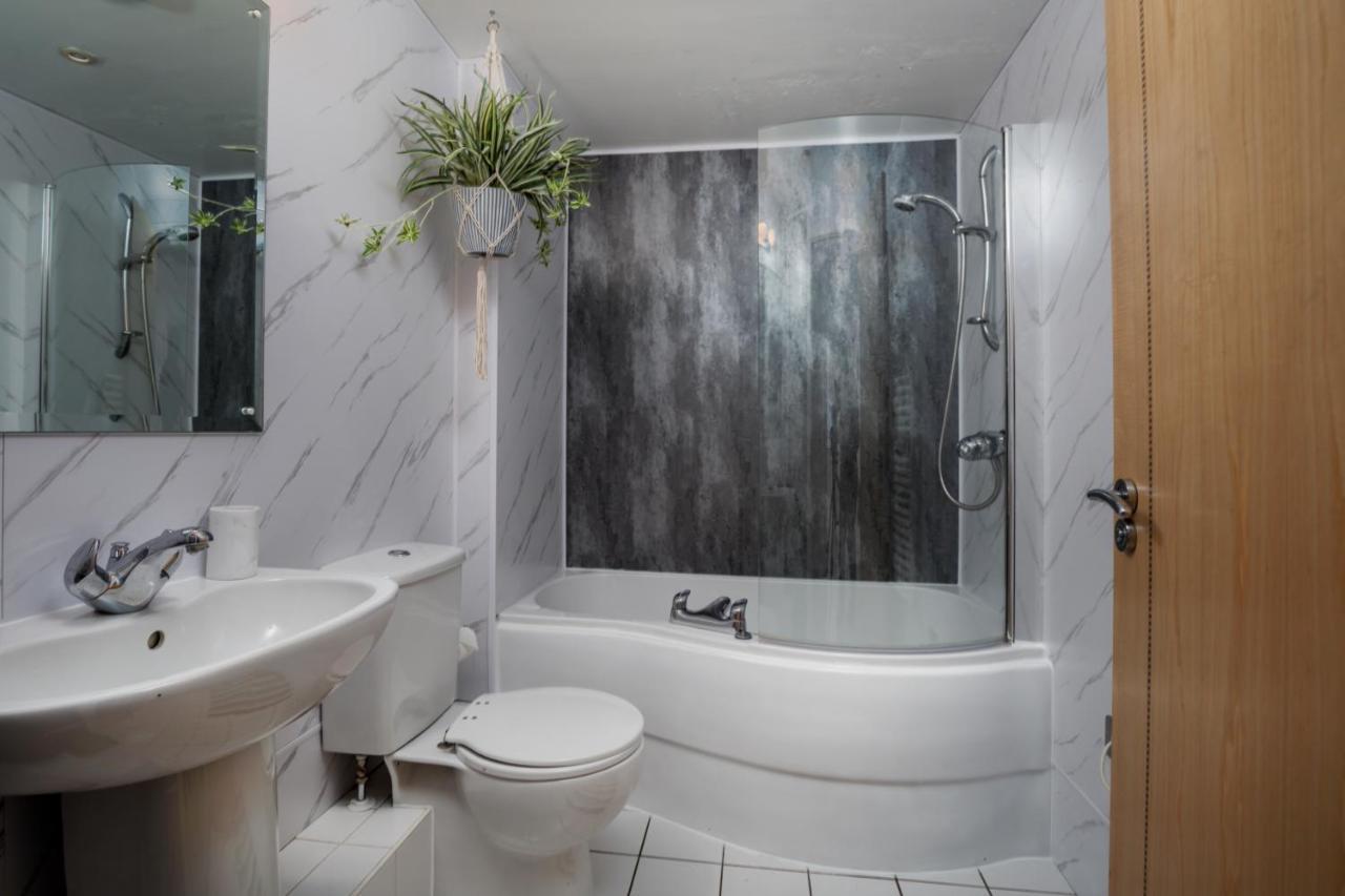 Appartement Leeds Most Stunning Penthouse! - Sleeps 8 Extérieur photo